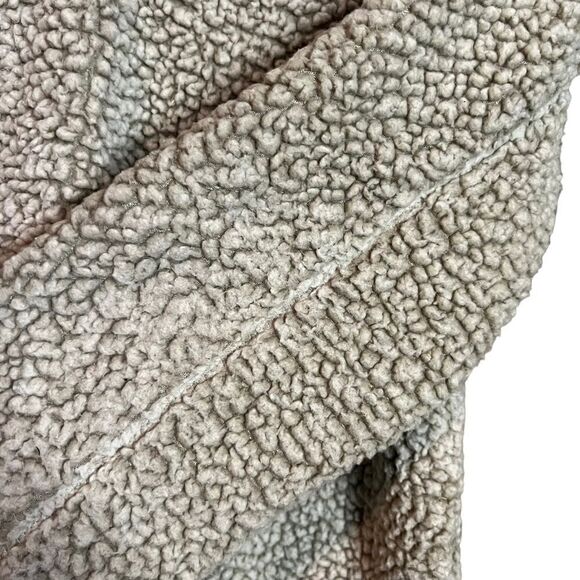 3 for $30! Thread & supply fuzzy 1/4 zip sweater - Picture 10 of 10